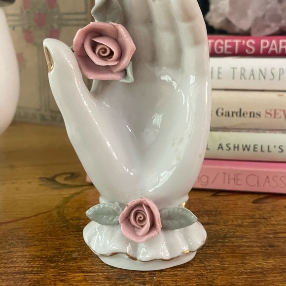 Vintage THAMES CHINA Pink & Gold Floral Porcelain Hand Ring/Pins/Trinket - Picture 4 of 7